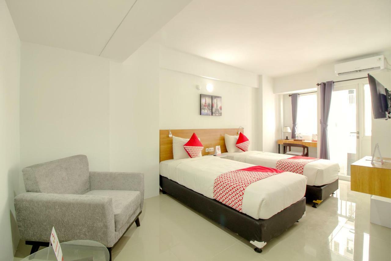 Oyo Flagship 1260 Sentraland Karawang Hotel Ngoại thất bức ảnh